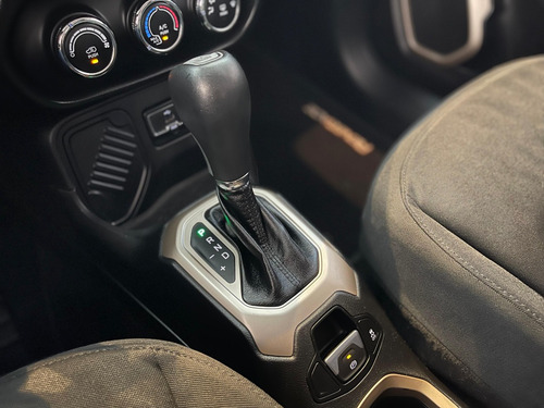 Jeep Renegade 1.8 Sport Flex Aut. 5p