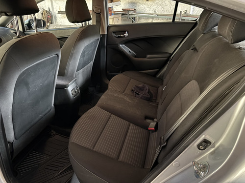 Kia Forte 2.0 Lx Mt