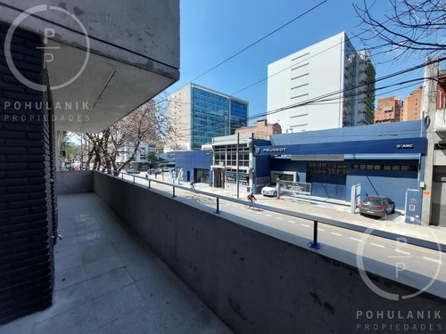 Venta 4 Ambientes Con Patio, Balcón Con Parrilla, Dependencia Y Cochera, Belgrano.