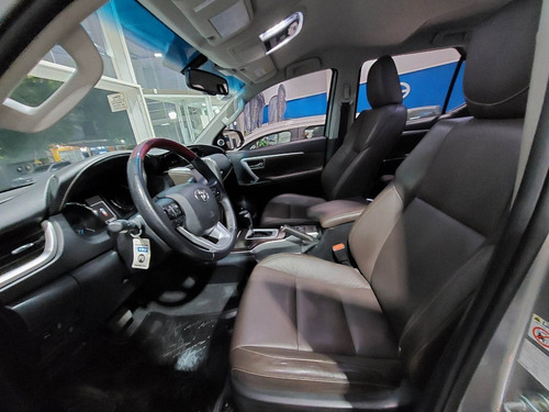 Imagen 7 de 11 de Toyota Sw4