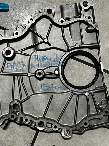 Tapa De Distribución Bmw X1 2021 8632011-02 1114 Ml1188 (Usado)