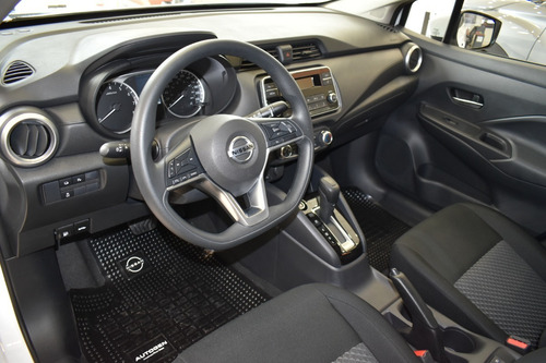 Imagen 15 de 25 de Nissan Versa Sense Cvt 1.6 120cv Cesar
