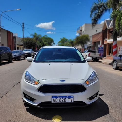 Ford Focus III 2.0 Sedan Se Plus At6