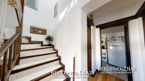 Moderna Residencia En La Posta Del Cangrejo- Ref: 640