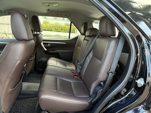 Toyota Hilux SW4 2.7 SRV 7 LUGARES 4X2 16V FLEX 4P AUTOMÁTICO