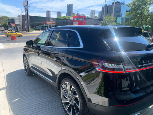 Lincoln Nautilus 2021