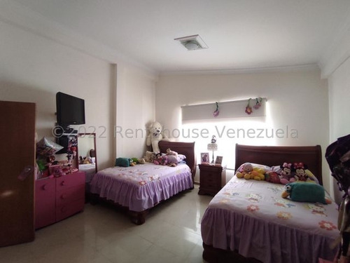 Imagen 10 de 28 de Lujosa Casa Quinta Totalmente Amoblada Urb. Guaracarima La Victoria 23-17246 Ejc 04243439046