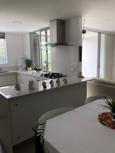 Apartamento En Venta En Castropol Medellin