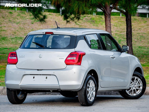 Imagen 5 de 15 de Suzuki Swift 1.2 Gl Extra Full 2022 0km | Permuta / Financia