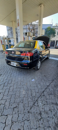 Imagen 10 de 14 de Fiat Siena 2015 Taxi