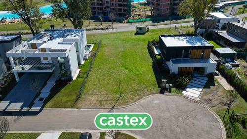 Terreno En Venta En Lagonn Pilar