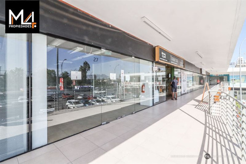 Local Comercial En Strip Center De La Reina