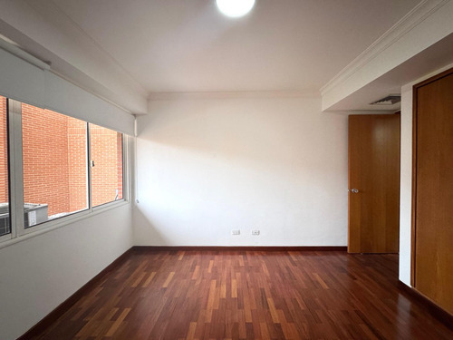 Venta De Apartamento Campo Alegre 107m2 2h2b2p