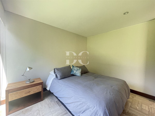 Casa En Arriendo De 4 Dorm. En Colina