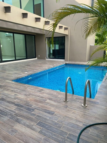 Imagen 2 de 15 de Casa Venta Largos Del Sol