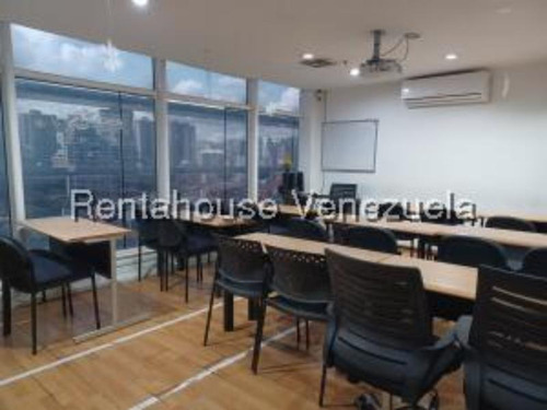 #25-11404 Amplia Oficina En El Recreo