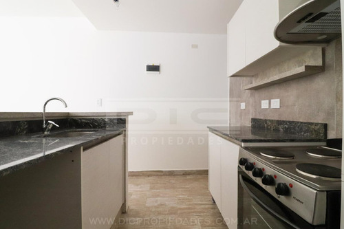 Imagen 9 de 18 de Ph 2 Ambientes Venta - Saavedra