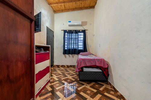 Casa En Venta Don Bosco, Pileta