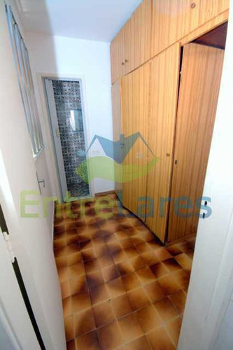 Imagem 14 de 15 de Ribeira 2 Quartos Com Dependências Completas E Garagem. Rua Maldonado - Ilap20498