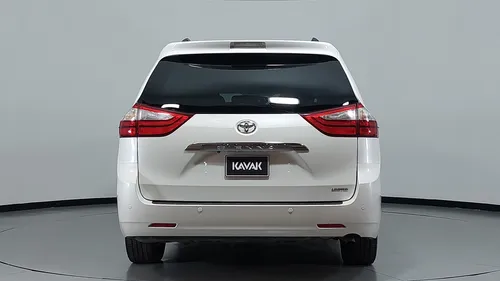 Toyota Sienna 3.5 Limited At