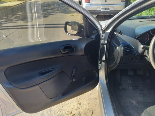 Peugeot 207 2012 1.4 Xr