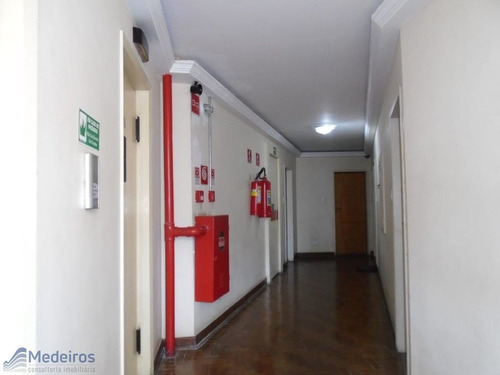 Apartamento, Prédio Misto, 01 Dormitório, A 200 Metros Metrô República, Vdto. 09 De Julho-centro. - Md830