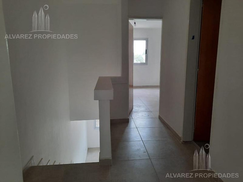 Imagen 8 de 14 de Ph - Barrio Parque Leloir