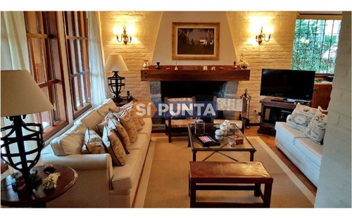 Imagen 1 de 13 de Casa En Venta - Rincon Del Indio