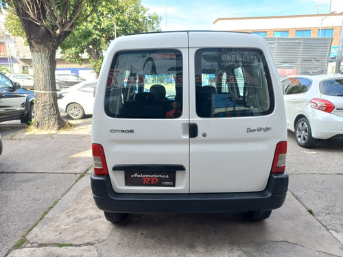 Imagen 5 de 15 de Citroën Berlingo 2017 1.6 Hdi 92 Bussines Mixto