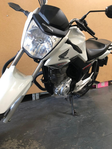 Imagem 1 de 4 de Moto Honda