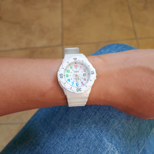 Reloj Casio Damas Lrw-200h-7bv Original Usado En Buen Estado (Usado)