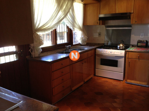 Hermosa Casa - Ref: 208783