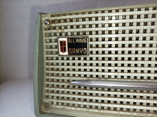 Radio Antigua A Válvulas Sanyo (Usado)