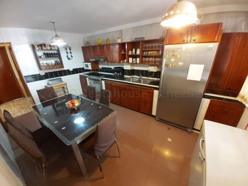 Imagen 5 de 13 de Casa En Venta En La Trinidad 22-10719 Caro Fermoso 04242083128