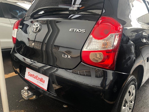 Toyota Etios Hatch X 1.3 16v(flex)