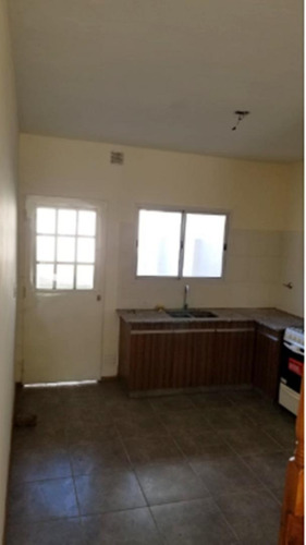 Imagen 5 de 12 de Duplex 3 Amb En Venta Ituzaingo