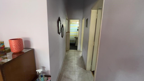 Casa Chalet En Venta Ubicado En Ituzaingó, G.b.a. Zona Oeste, Argentina