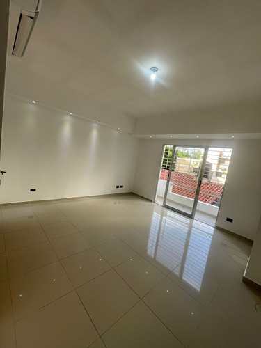 A239 - Apartamento En Alquiler En Paraiso / Piantini