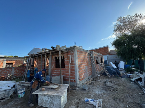 Venta Depto Tipo Casa 3 Amb En Planta Baja Calle 5 Entre 65 Y 66 De Mar Del Tuyu