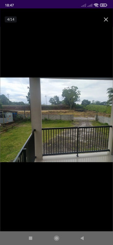 Sítio Com Casa Nova, Com Dois Pavimentos, Aproximadamen300m2
