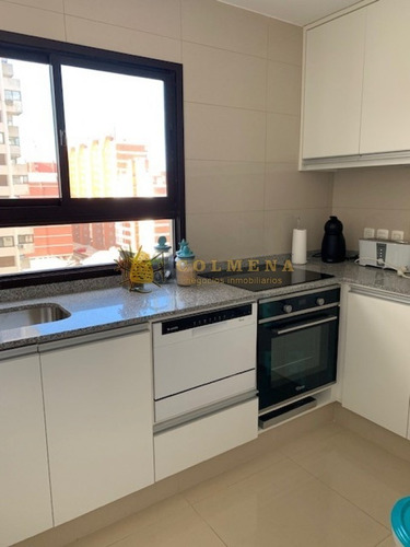 Apto En Muy Buena Ubicacion En Parada 1 Brava, De 3 Dor, 2 Baños Linda Vista. Consulte!!!!!!!- Ref: 2070