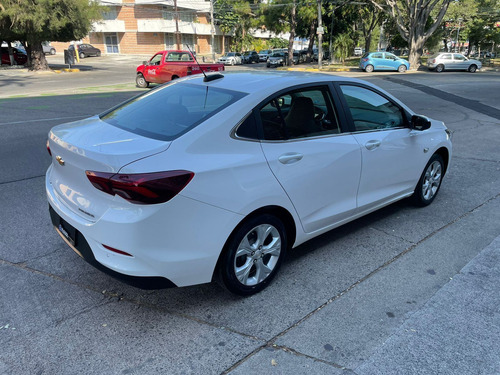 Imagen 5 de 10 de Chevrolet Onix 2021 1.2 Premier At