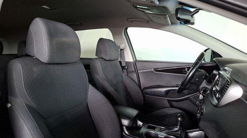 Kia Sorento 2.4 Lx At