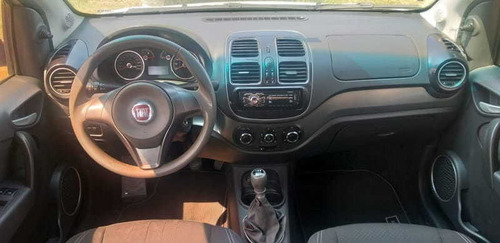 Imagem 9 de 13 de Fiat Grand Siena 1.4 Mpi Attractive 8v Flex