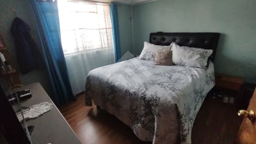 Casa En Venta De 4 Dorm. En Maipú