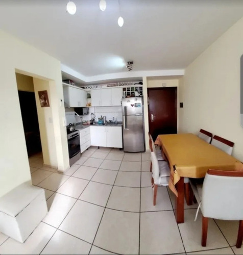 Se Vende Departamento Con Cochera