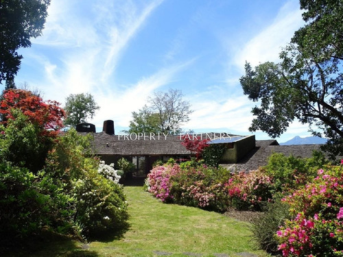 Imagen 3 de 30 de Lujosas Casas Con Orilla De Lago Villarrica