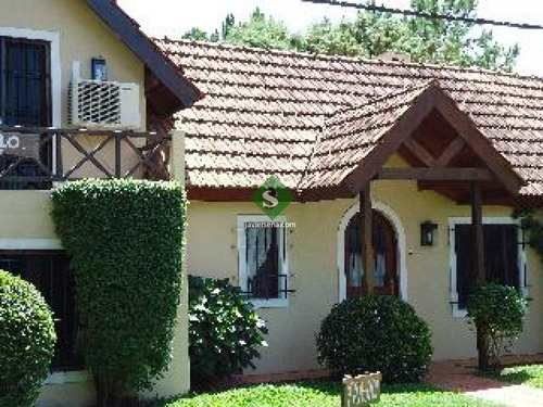 Alquiler Y Venta De Casa En La Mansa, 2 Dormitorios, 2 Baños, Cerca Del Mar- Ref: 44163