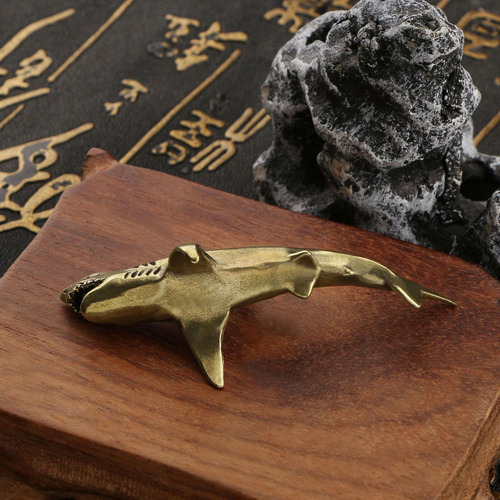 Miniatura De Recuerdo De Fiesta De Escultura De Tiburón De
