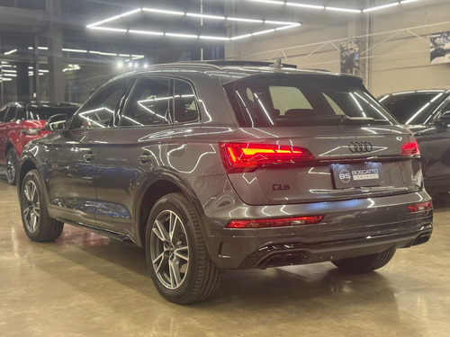Audi Q5 Perf. Black 2.0 TFSIe S.Tr. Qt (Hib.)